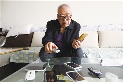 田玉成使用過的手機(jī) 本報記者 李宗華攝