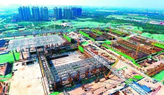 西安丝路国际会展中心施工现场