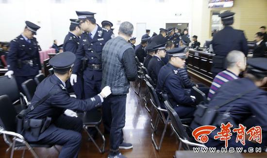 開賭場攬工程