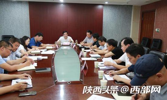 安康市召开防汛会商分析会,全力应对秋淋天气。