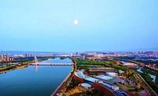 让您蝶变!来这里升级为国际化高端金融人才