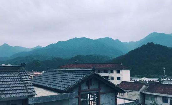 尤其是现在西安的炎热夏季