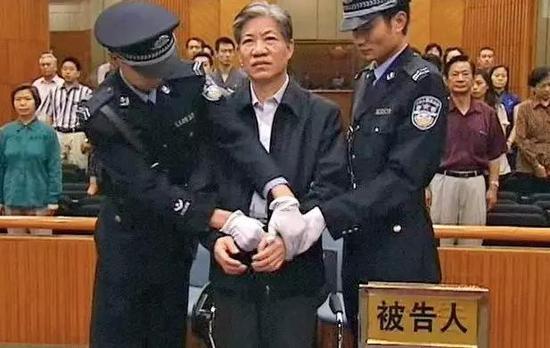 行贿企业的清单里,就有步长制药。