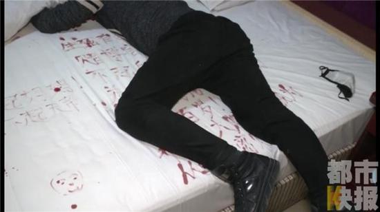弟弟欠賭債“自殺”，姐姐報警尋人。