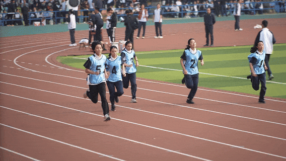 高中女子组400米