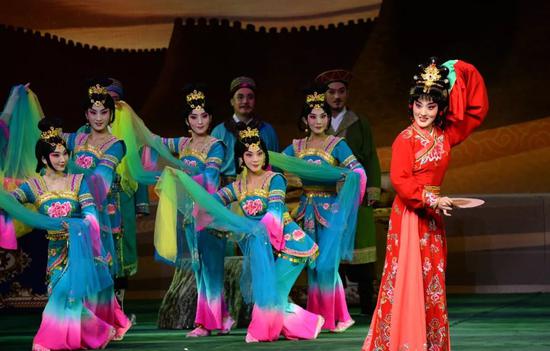2018年9月8日第五届丝绸之路国际艺术节在西安开幕。