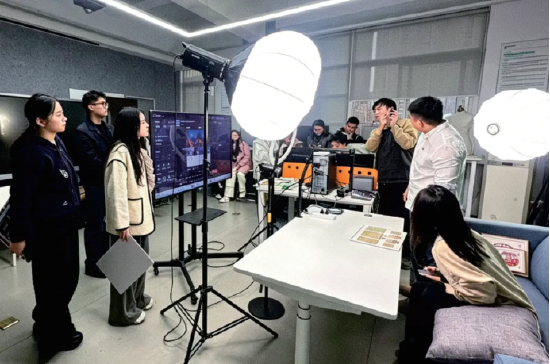 工商管理学院WELL·新商业直播实验室