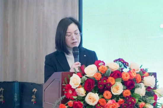 陕西柳林酒业集团副总工程师孟新莉在安康2024新春答谢会致辞