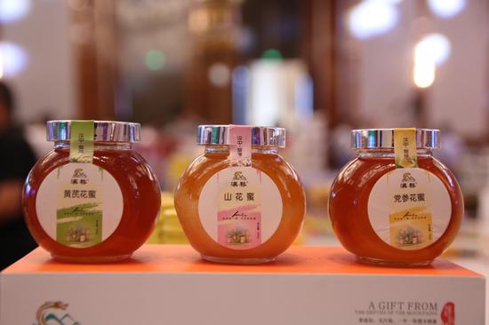 汉中-长三角经贸旅游合作项目推介暨签约仪式