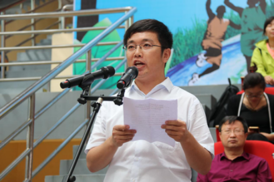 榆阳区人民政府副区长倪志茂在开幕式上发言致辞