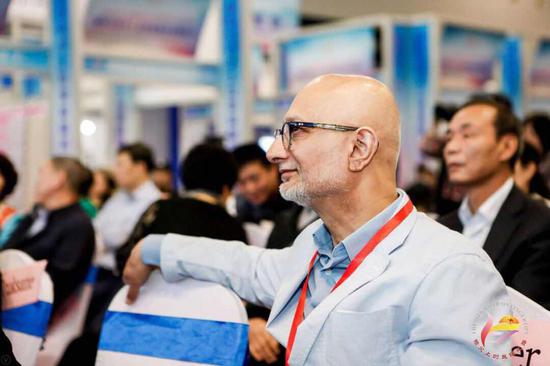 百年巧匠董事长_幼儿园百年巧匠课程(2)