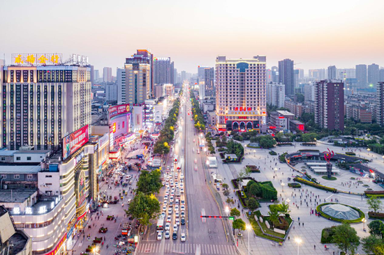 ＜咸阳城市实拍>