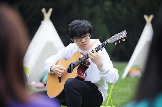 草坪音乐会