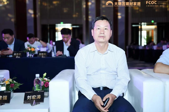 西安市商务局商贸服务业处处长刘宏涛