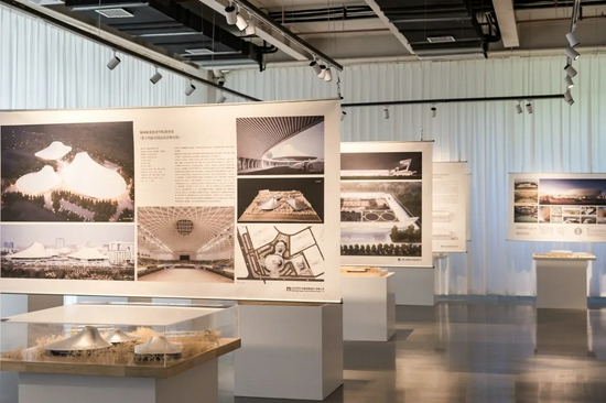 （上图为榆林职业技术学院体育馆·拳击馆及展馆局部）