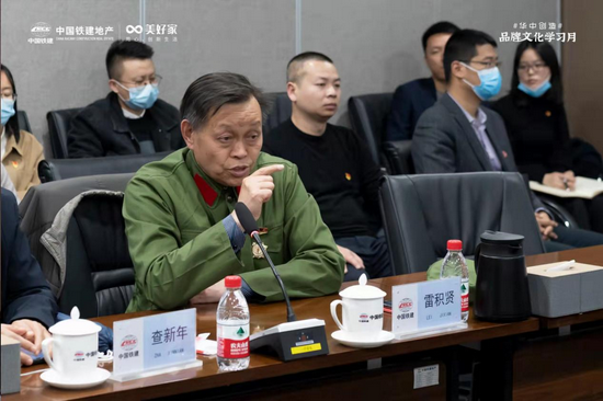 曾任铁道兵十师四十七团十五连文书、排长、团宣传股干事、股长雷积贤分享