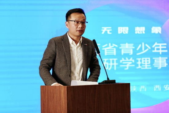 研学理事会副理事长兼秘书长:谢宛居