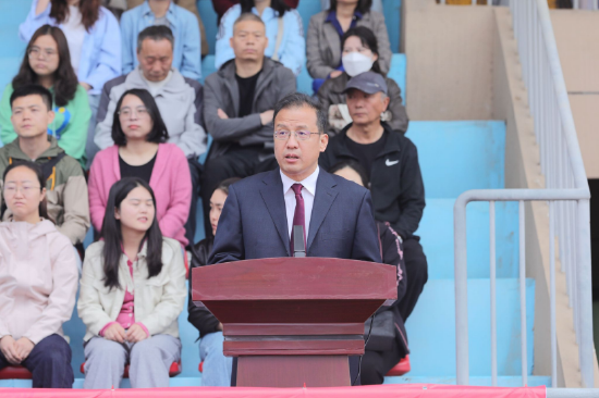 院长杨卫军致辞