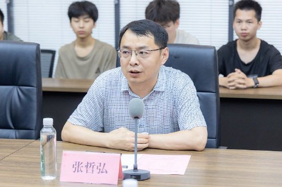 西安科技大学高新学院院长助理张哲弘
