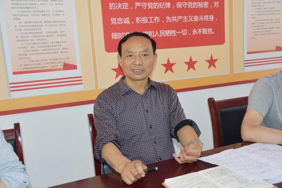 洋县人民医院携手爱心企业捐赠鸡苗助力产业发