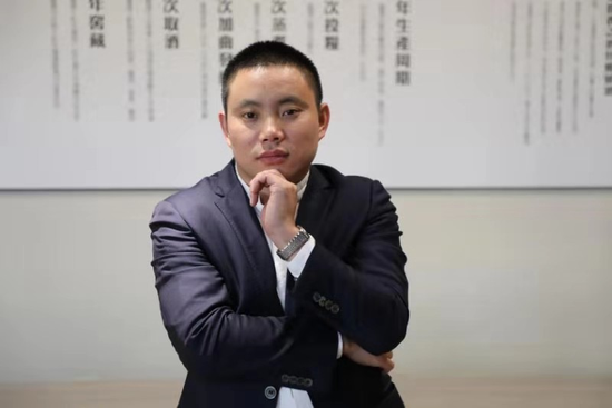 陕西高度定制酒业 田少军