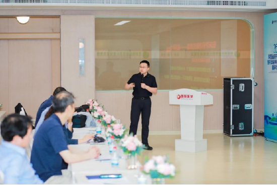 舒茂国主任阐释差异性创新思维在唇裂手术治疗中的运用