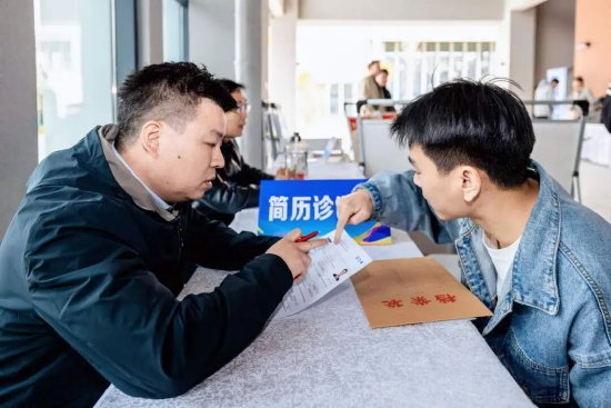 西安科技大学高新学院职场大型双选会