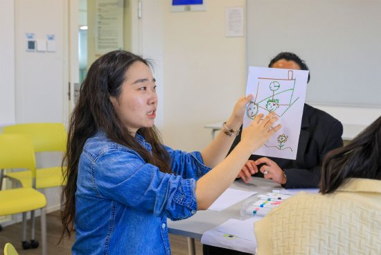 音乐绘画减压工作坊现场