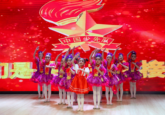 精彩的舞蹈表演