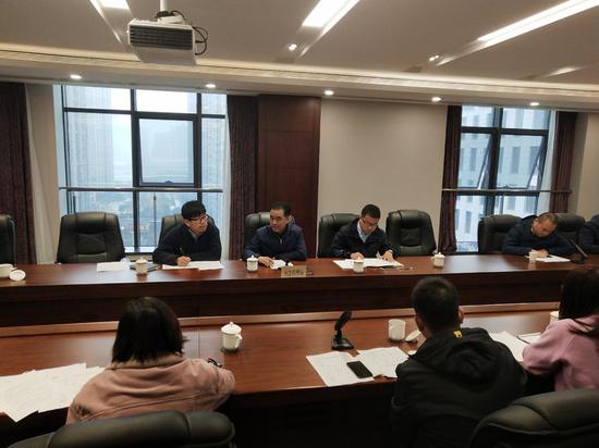 经开区应急管理局组织重点企业开展安全生产承诺教育活动暨双重预防成果应用培训会