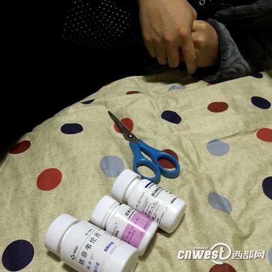 2013年2月份，17岁的林波在陕西省疾控中心拿到HIV确诊报告。