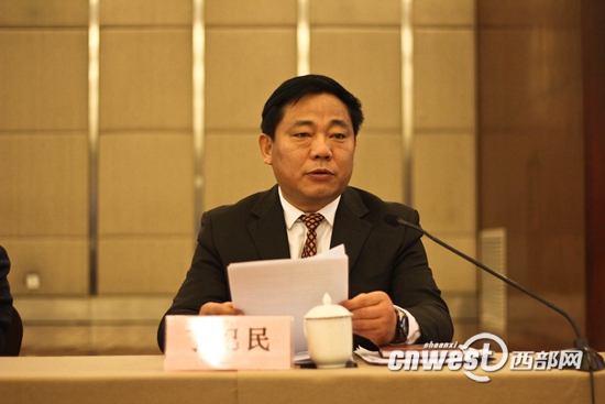 陕西省扶贫办副主任丁纪民.