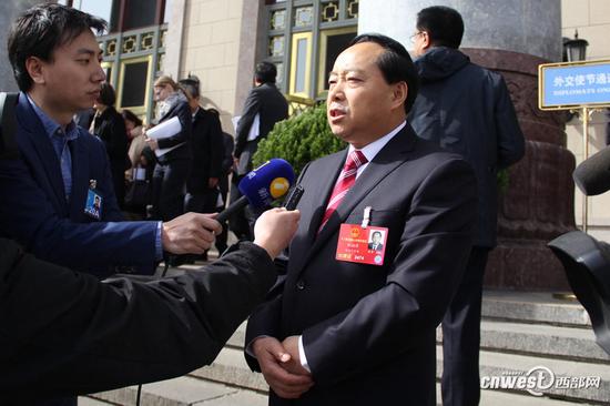 陕西代表们的政府工作报告读后感