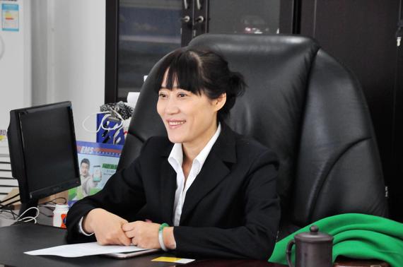 吉利董事长之妻_吉利老董事长背景