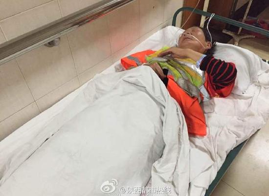 張水英在醫(yī)院接受治療