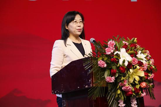 宝鸡市政府副市长丁琳主持活动