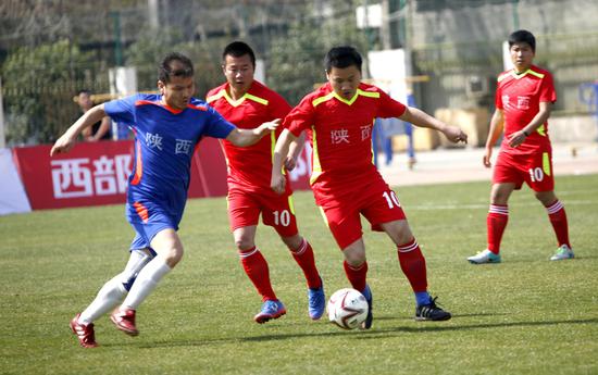 2017年陕西省城市足球联赛正式打响 赛事共9