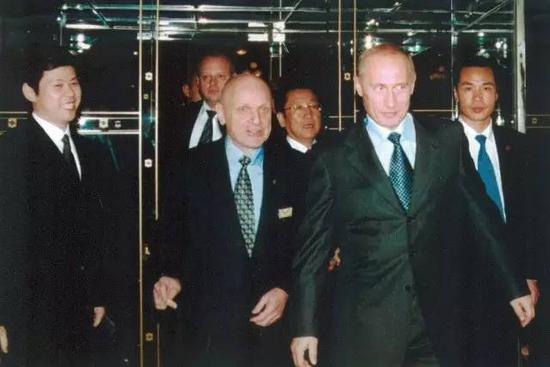 来访贵宾：俄罗斯总统普京，曾担任俄罗斯总理、统一俄罗斯党主席、俄白联盟部长会议主席。