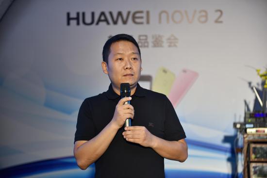 HUAWEI nova2与nova 2 Plus在西安东郊老钢厂苏酶咖啡正式发布