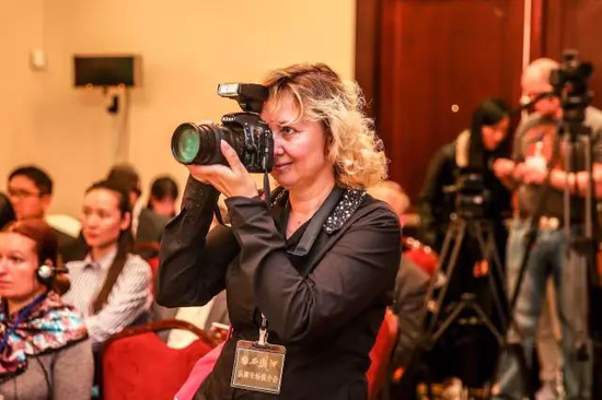 酒香也怕巷子深,不出国门,不知老外竟也爱喝西