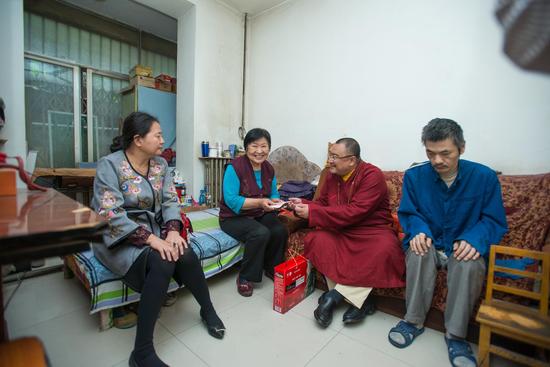 两人兄弟头像_兄弟两人 每年收入