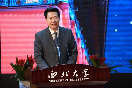陕西省委常委、省委宣传部部长庄长兴致辞