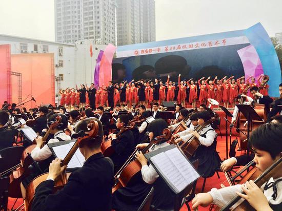 老师们诗歌朗诵《铁一,我的铁一》