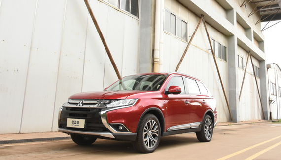 星座控购车必看 天蝎月专属座驾来袭_西安汽车