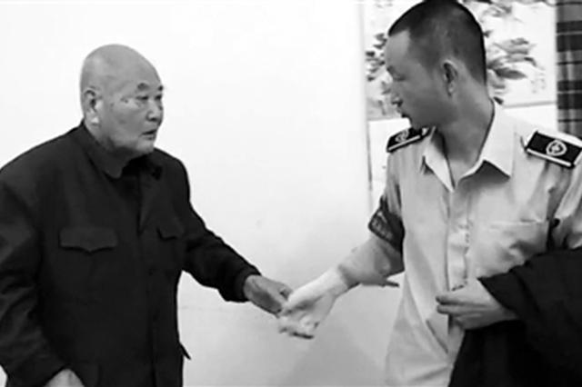 84岁老人迷路公交卡帮他回家 呼吁儿女多陪伴爸妈