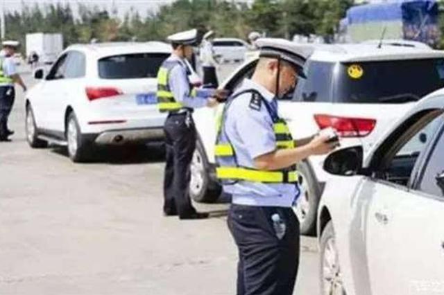 男子无证驾驶撞死人叫妻“顶包”双双被公诉