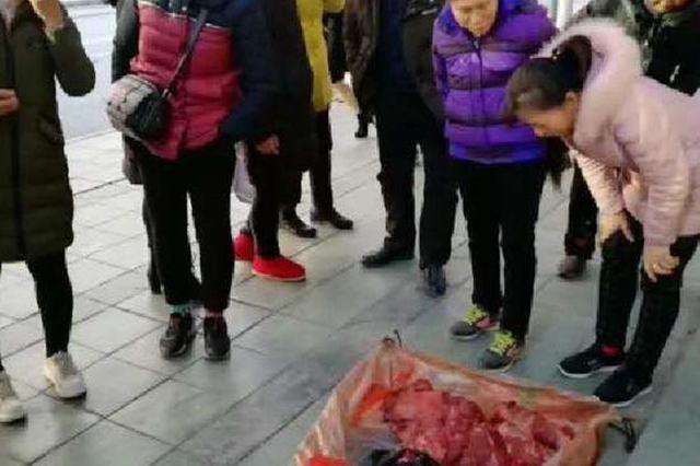 200斤假牛肉流入紫阳 为不法商贩用猪肉冒充牟利