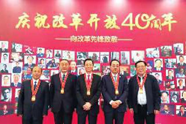 改革先锋风采 巨晓林：曾被辞退但一直未放弃梦想
