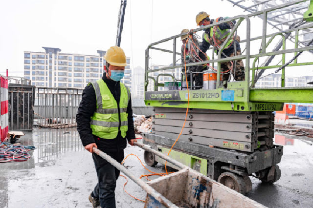 你們就地過年，我們送上溫暖