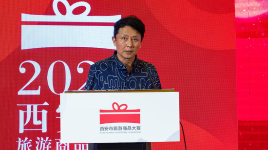 中国策划管理委员会策划专家、政府文化旅游产业发展战略顾问 李兰生